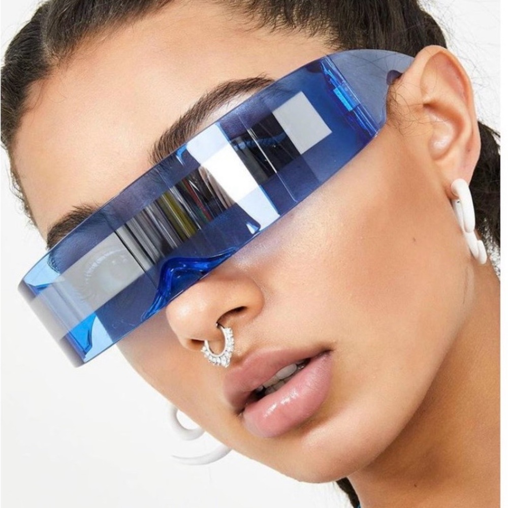 Futuristic Silver Visor Sunglasses